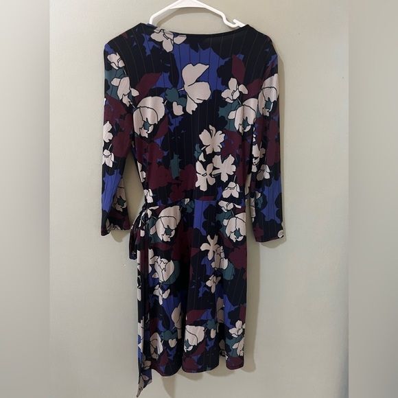 SABIE small Dress Faux Wrap Muted Purple Blue Gray Green Floral Jersey A Line - Picture 5 of 10